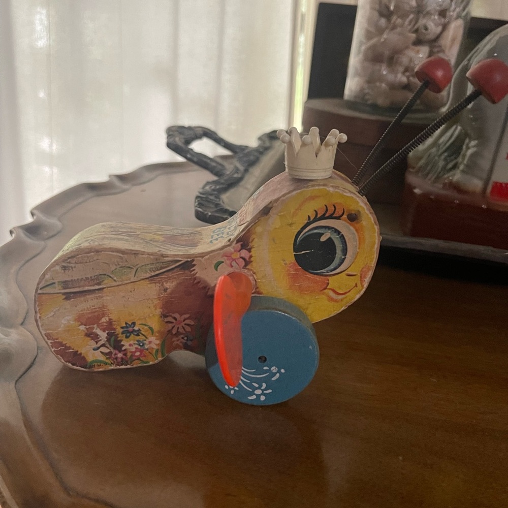 Fisher Price Queen busy bee vintage toy